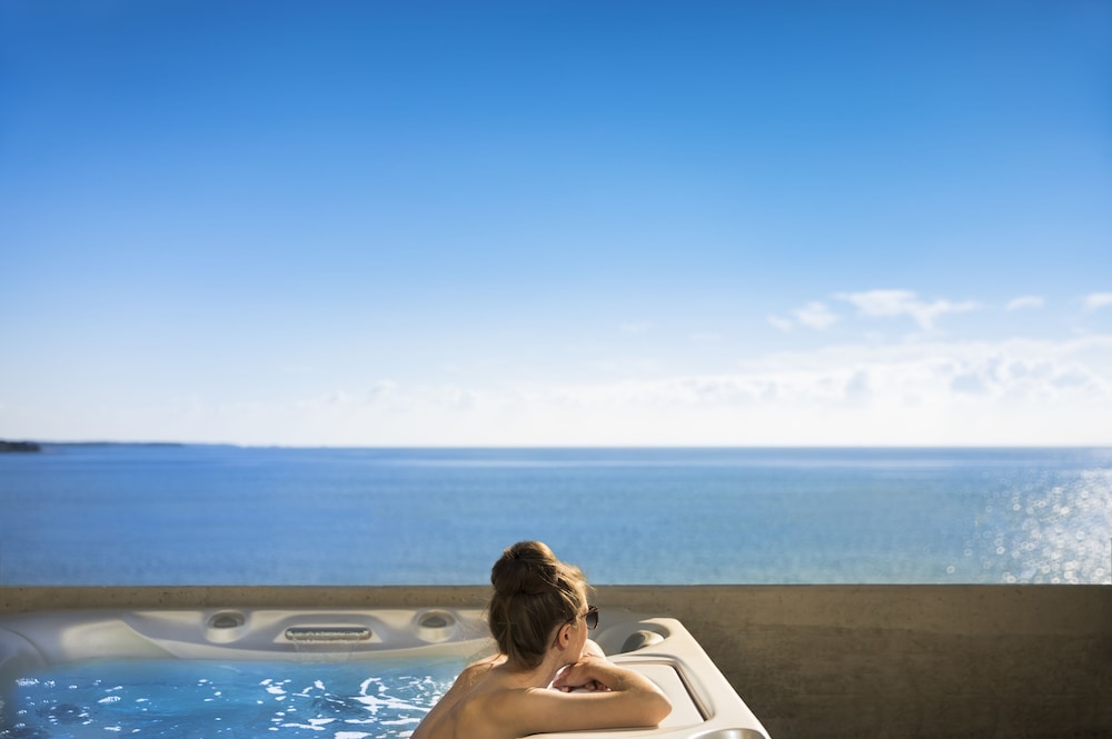 Rivalmare Boutique Hotel 43/50