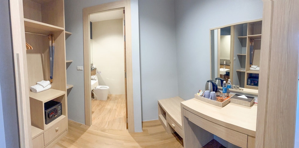 Penthouse, 1 Double and 4 Single Beds، Ava Sea Resort Krabi 4/4