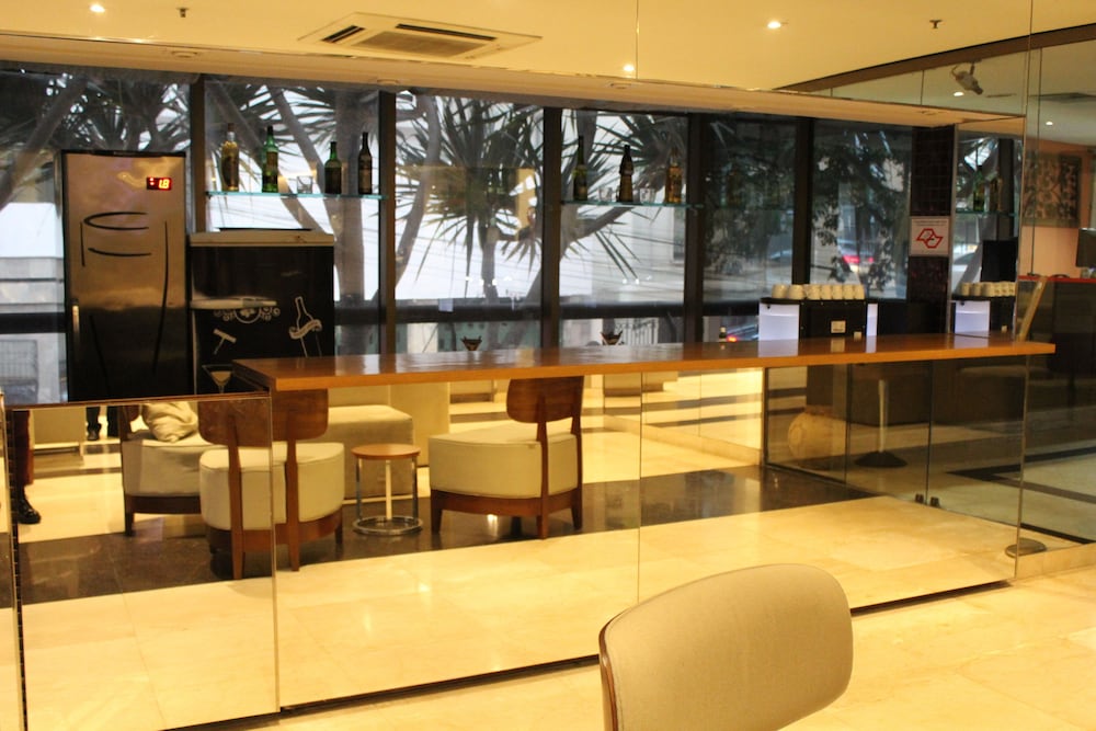 TRANSAMERICA EXECUTIVE PAULISTA 37/50