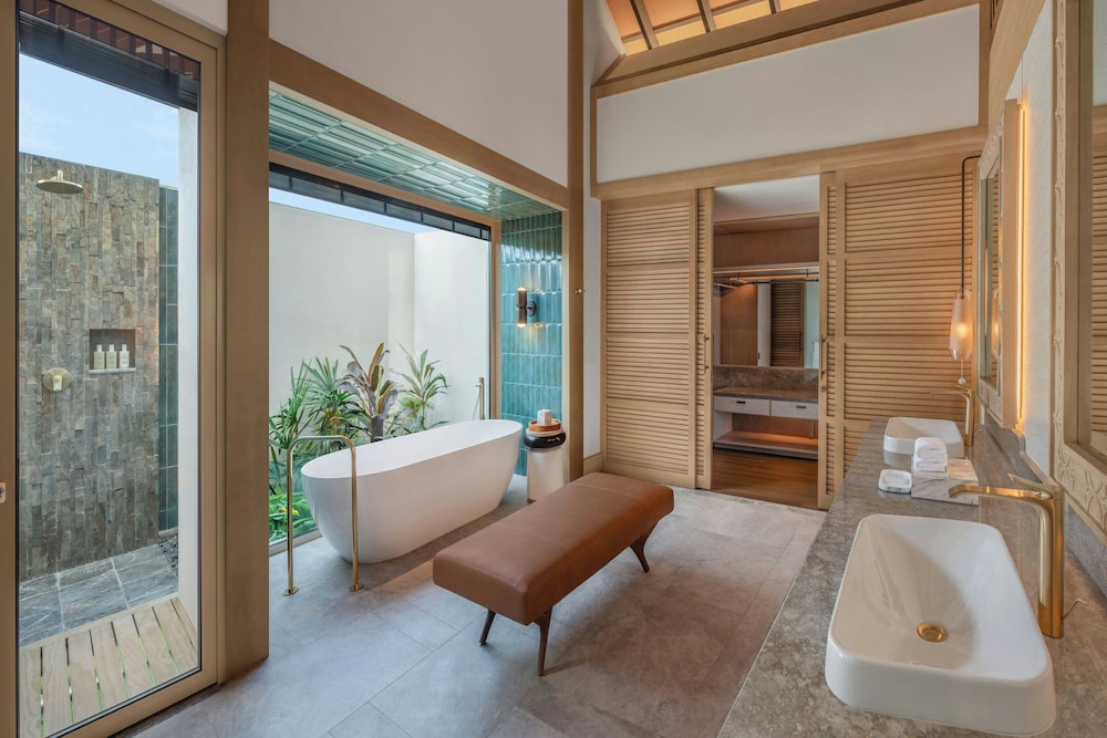 JW Marriott Maldives Kaafu Atoll Island Resort 45/47