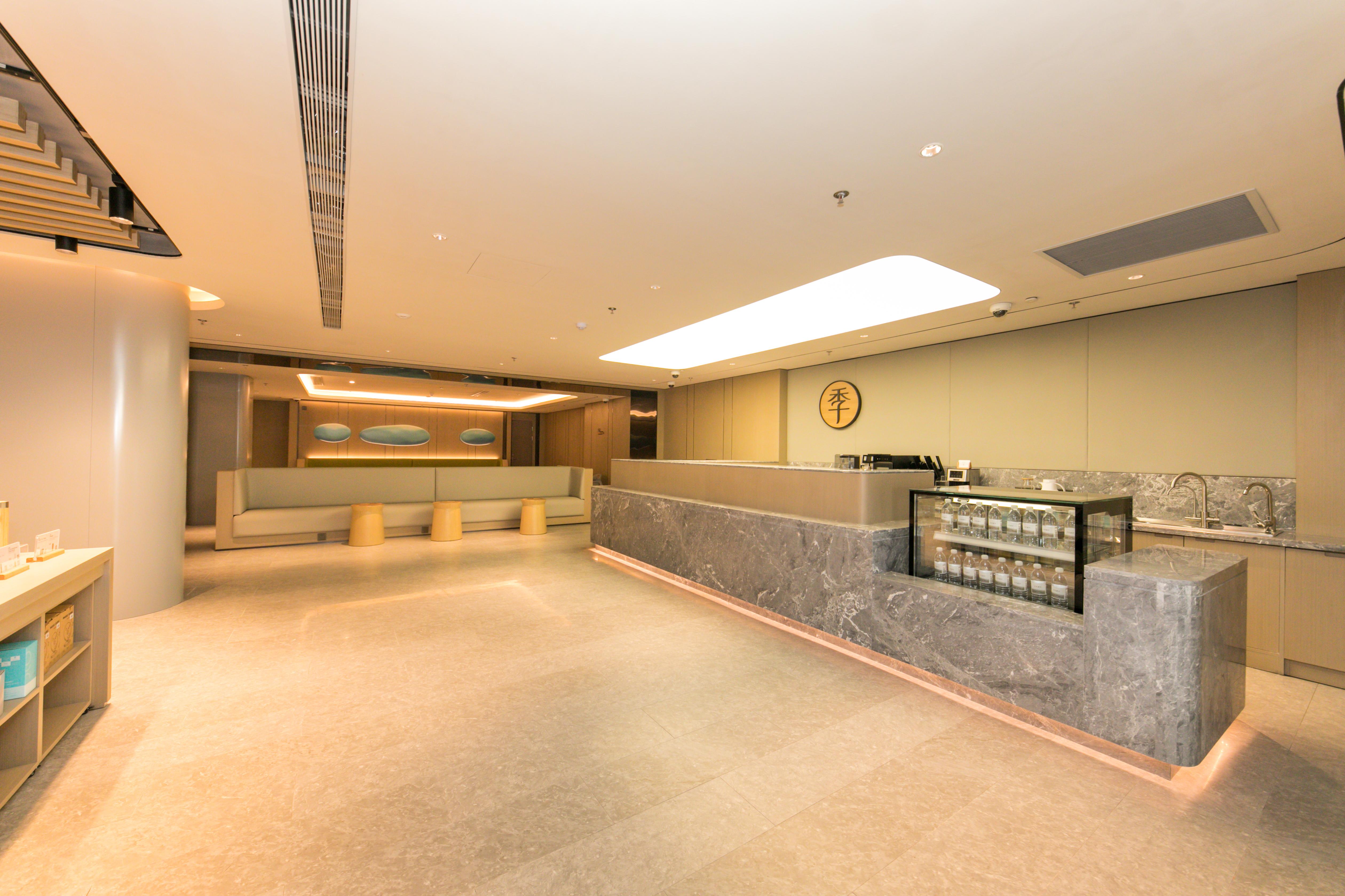 Ji Hotel (Shanghai Huangxing Road Metro Station) 3/40