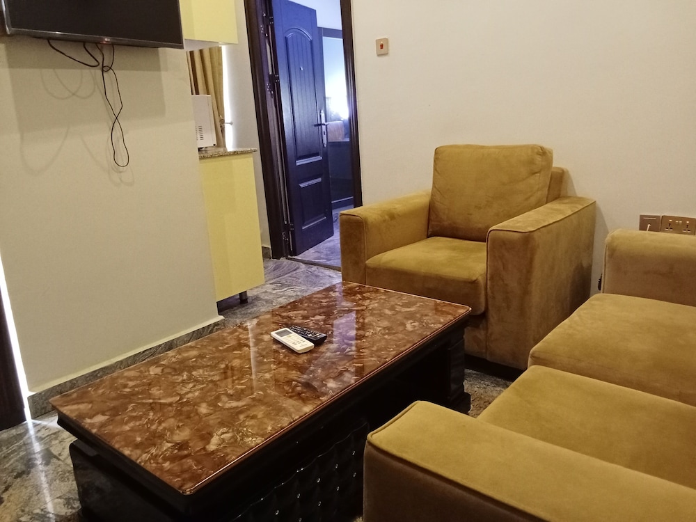 Degok Hotel 38/50