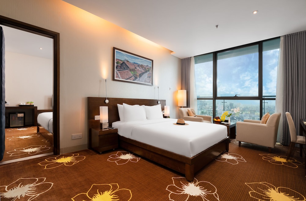 Grand Tourane Hotel 14/81