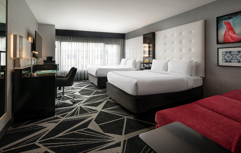 Chic, Guest Room, 2 Queen Beds