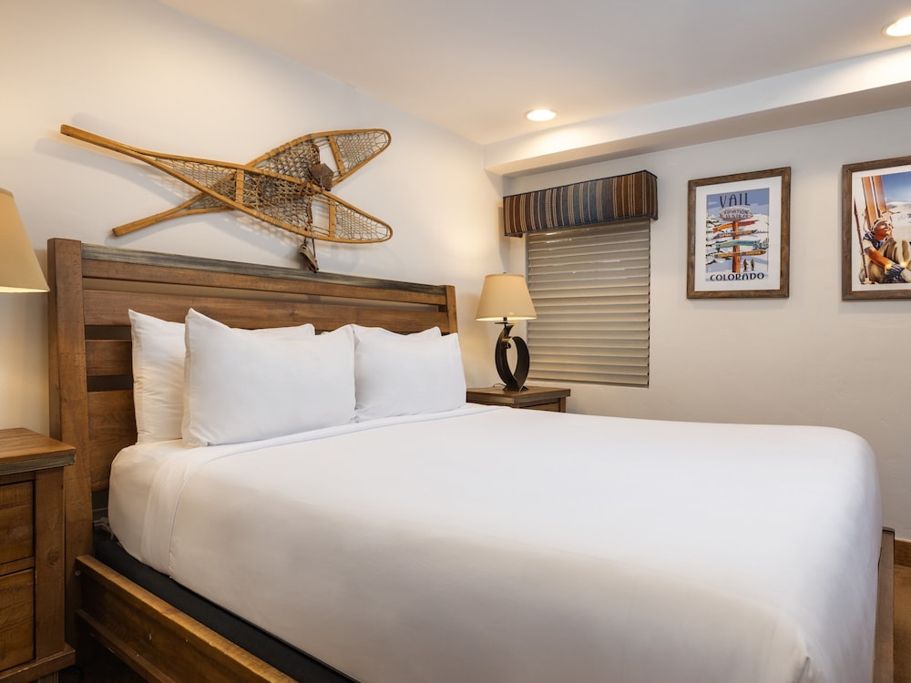 Condo, Landmark, Premier, King Bed