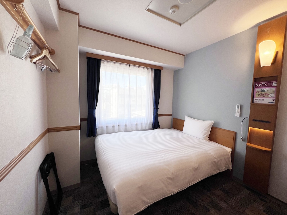 Toyoko Inn Hakata Nishi-nakasu 20/50