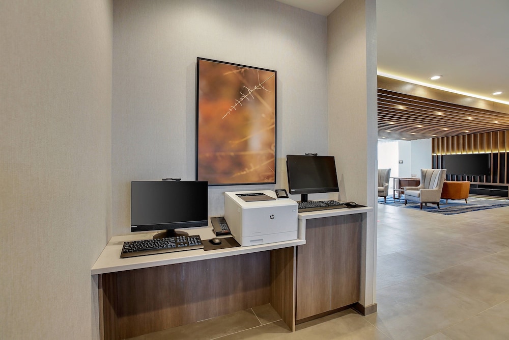 Fairfield Inn & Suites by Marriott Bardstown 39/42