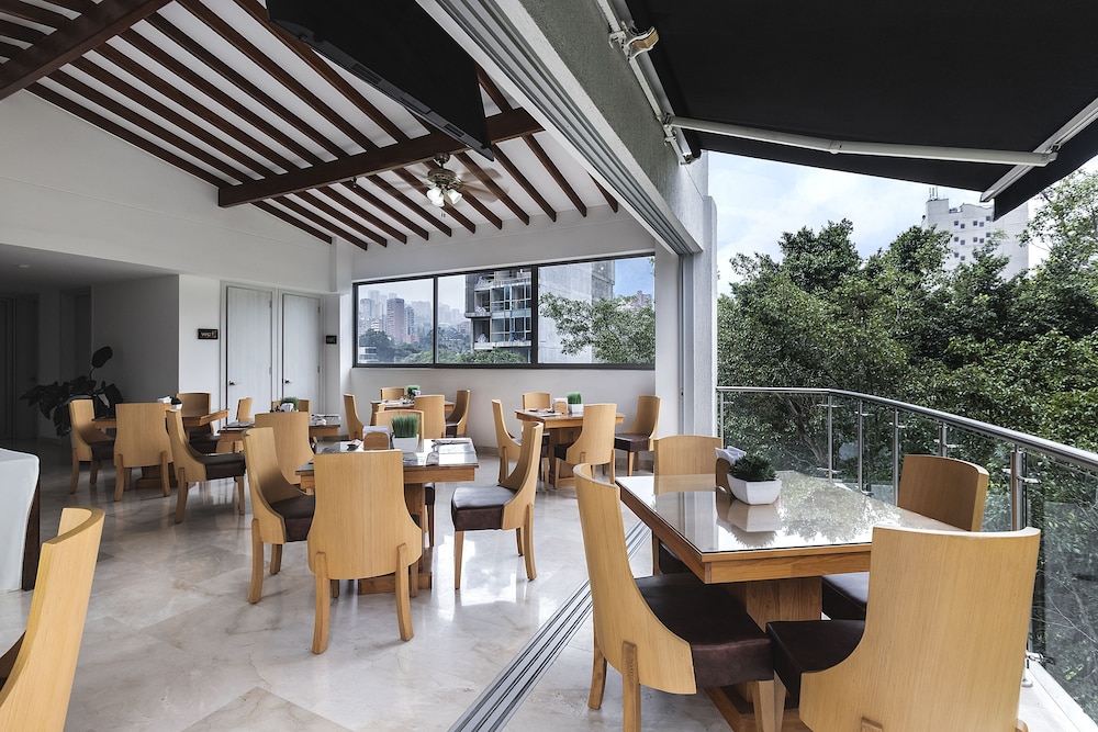 Hotel Madeiro 55/64