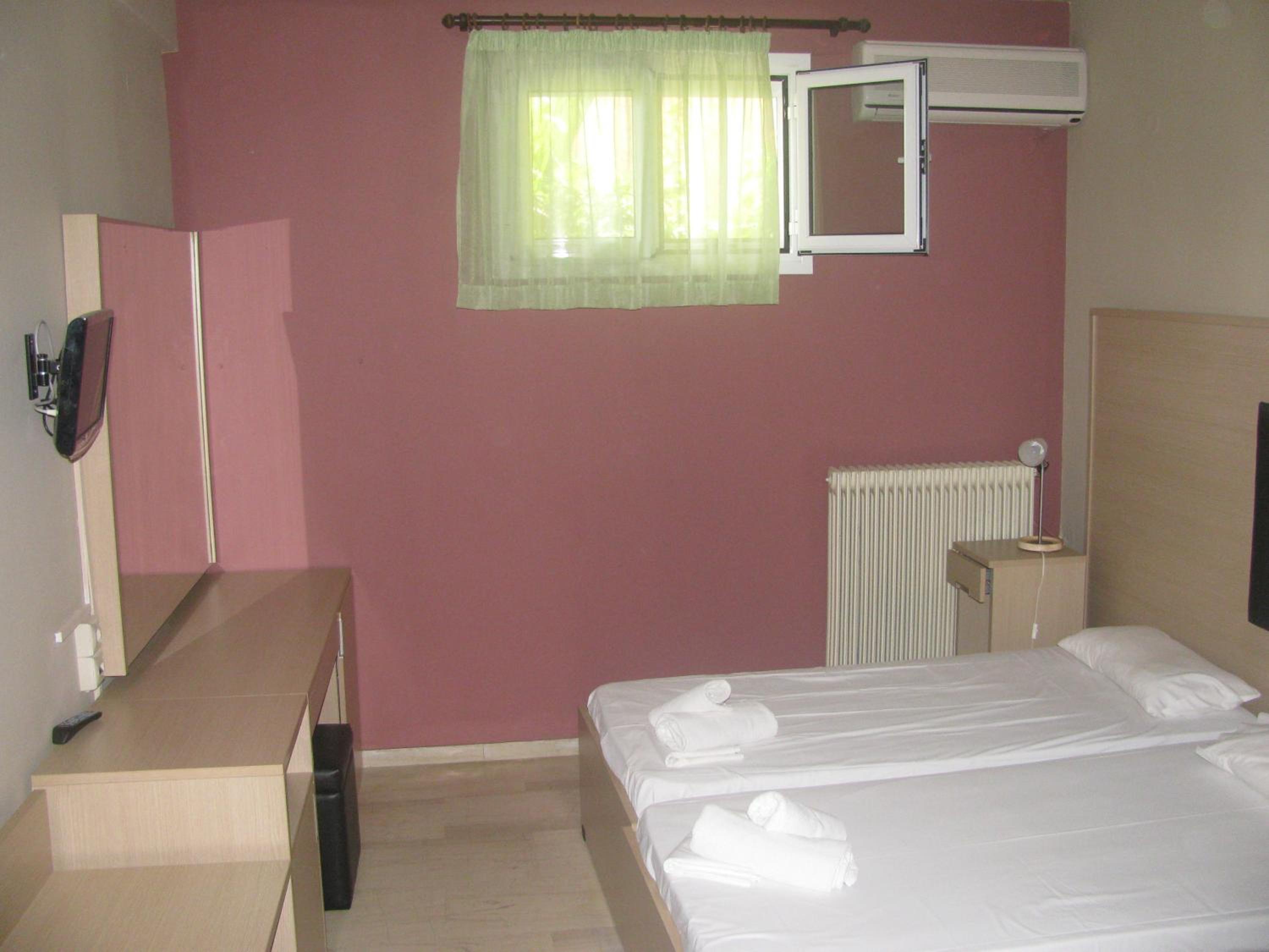 Basement, Double or Twin Bed
