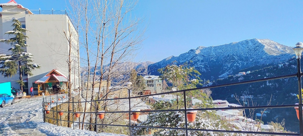 Regenta Resort MARS Valley View 42/50