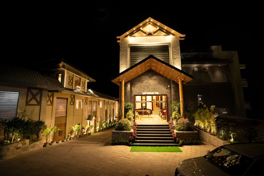 WelcomHeritage Parv Vilas Resort & Spa in SOLAN