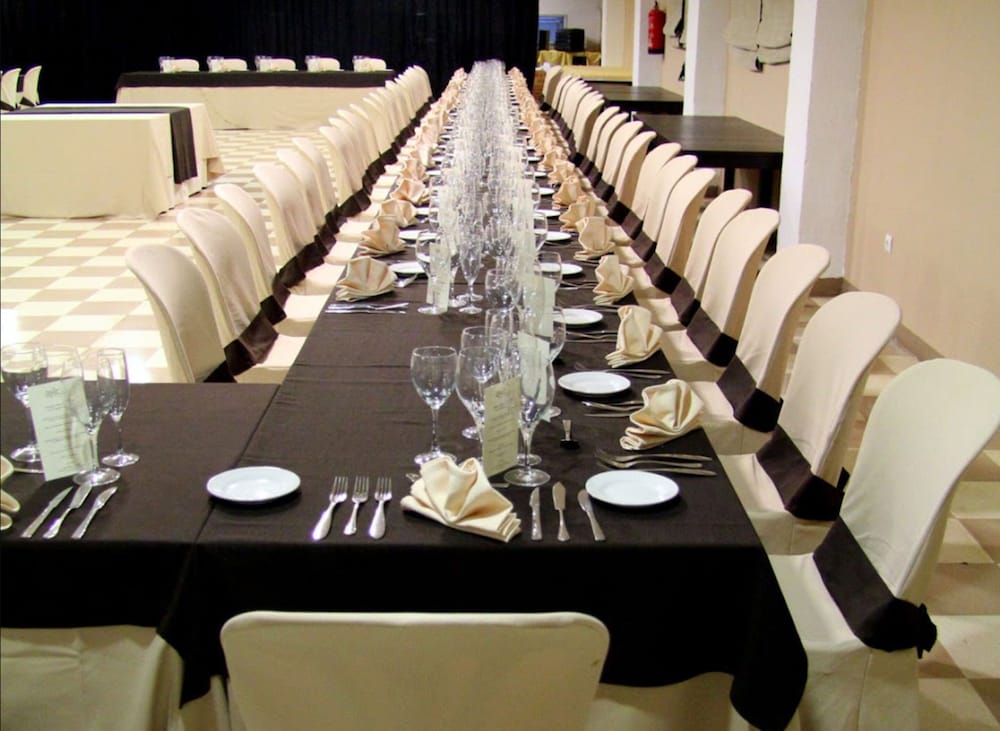 AHC Caceres 23/29