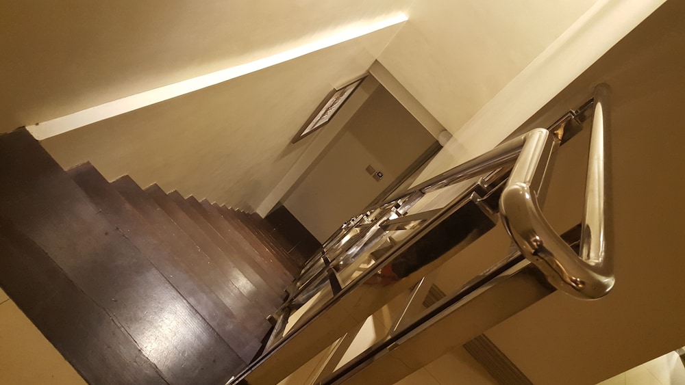 Prime Asia Hotel 50/50