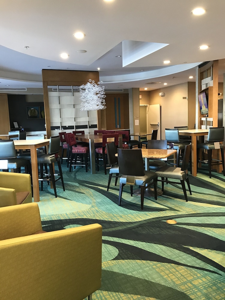Springhill Suites Wichita Airport 56/69