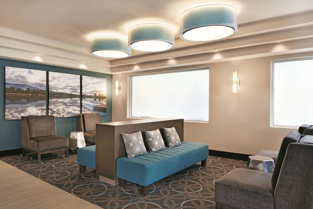 La Quinta Inn And Suites By Wyndham Pocatello 38/48