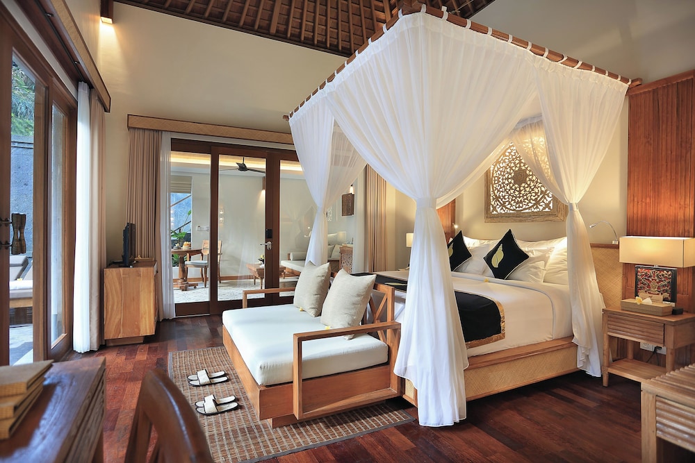 The Sankara Suites & Villas 11/73