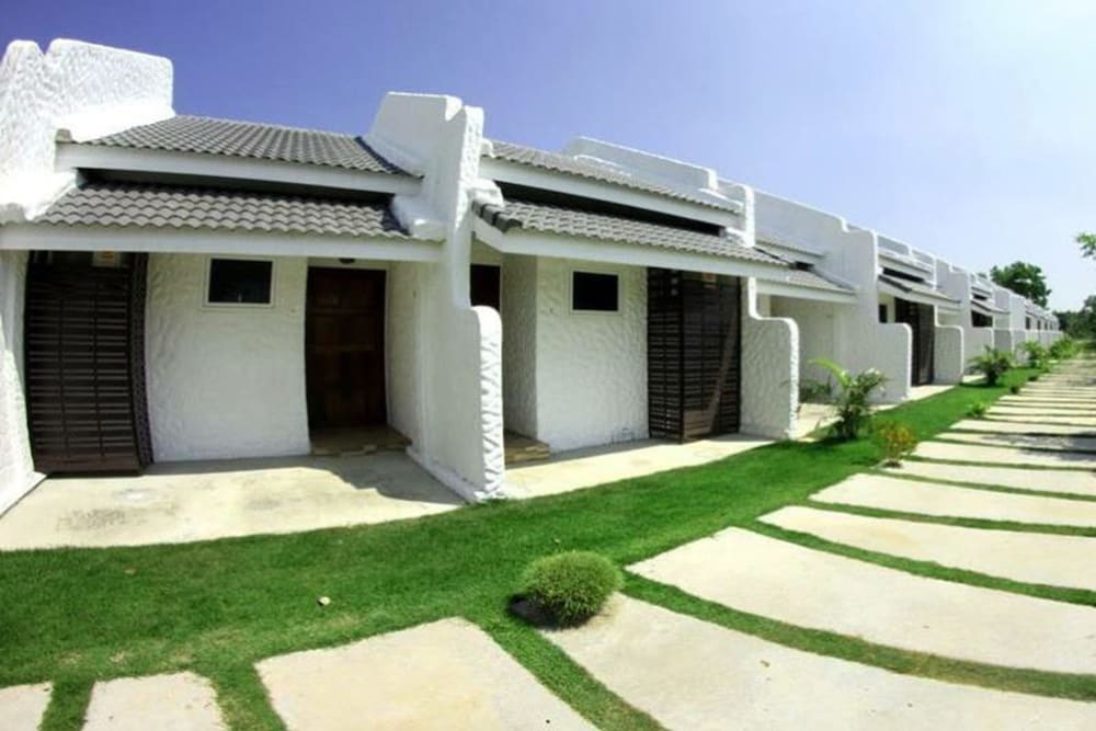 Lemon Resort 37/48