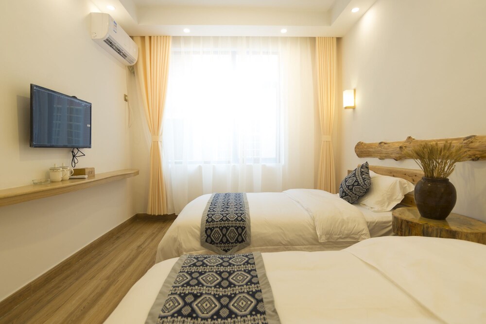 Jiesu Renwen Guest House 31/40