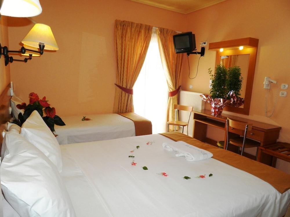 HOTEL SEGAS 15/43