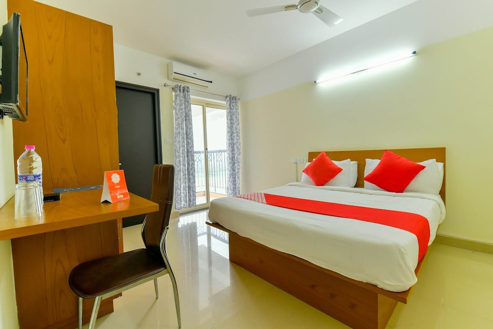 Oyo 10051 Hotel Tyche Stays 10/28