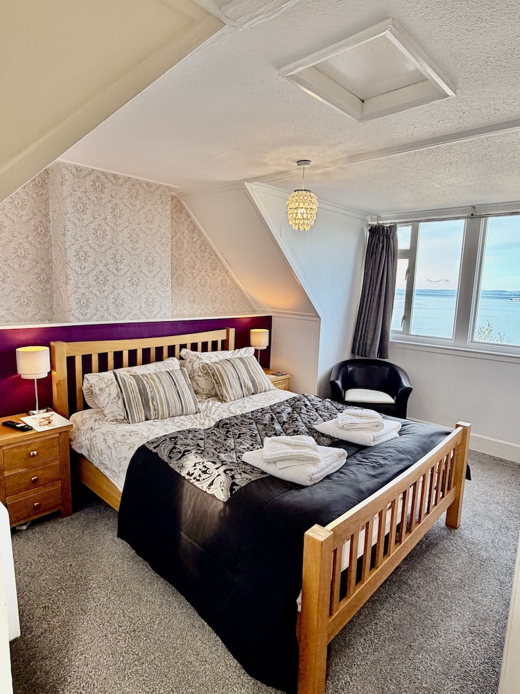 The North Cliff Hotel 14/50