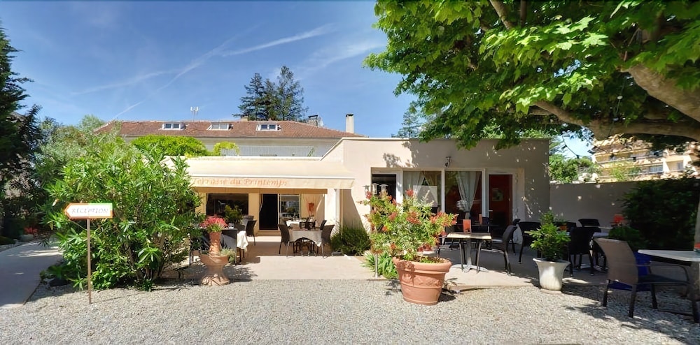 Logis Le Printemps 1/38