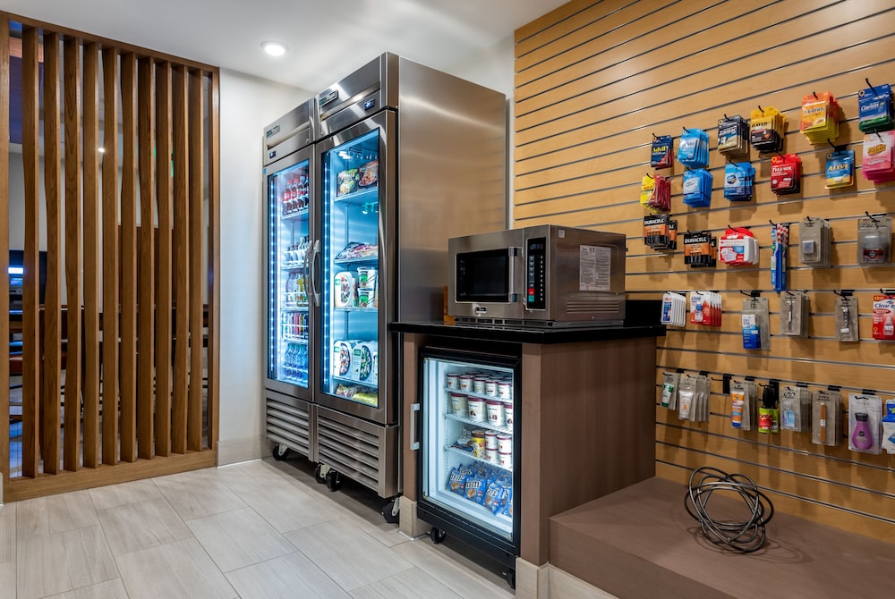 Holiday Inn Express And Suites Santa Ana Orange County an IHG Hotel 48/57