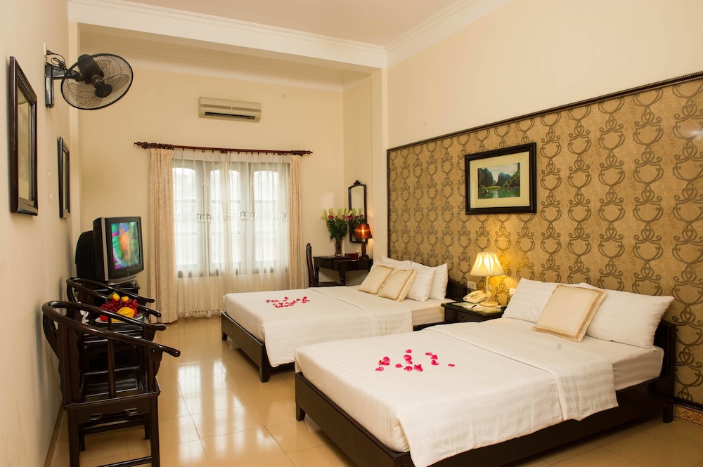 SUPERIOR, TWIN BEDS