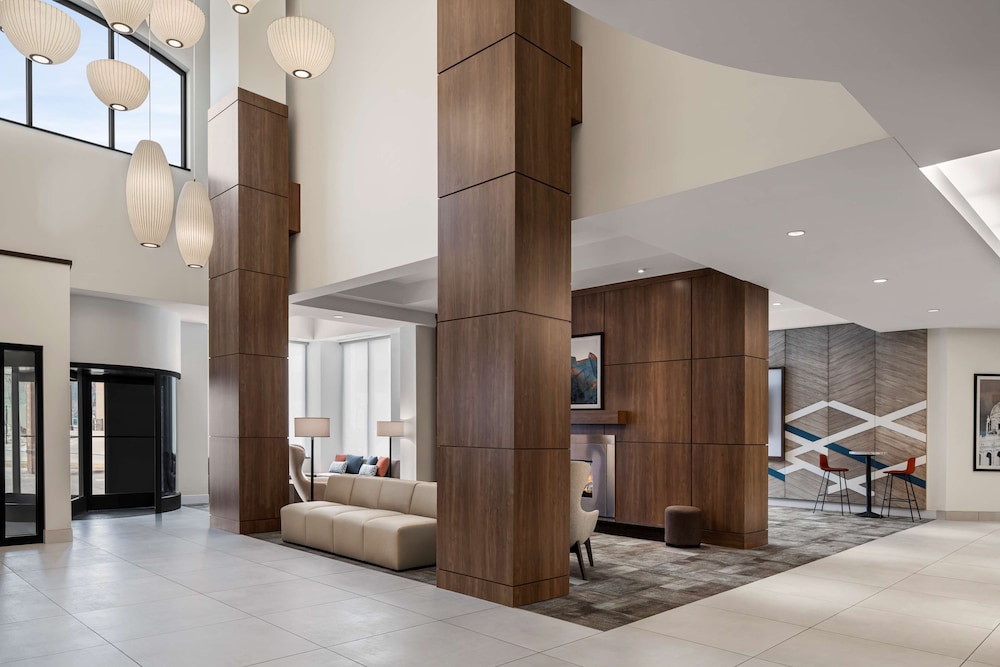 Hilton Garden Inn Minneapolis Downtown 8/56