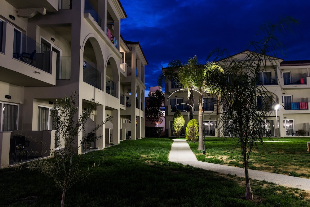 Exotica Hotel and Spa by Zante Plaza 41/45