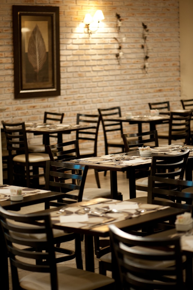 Hb Hotels Sequoia 44/50