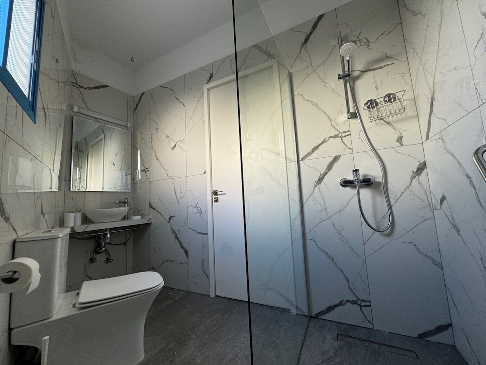 Kefalonitis Hotel Apartments 44/45