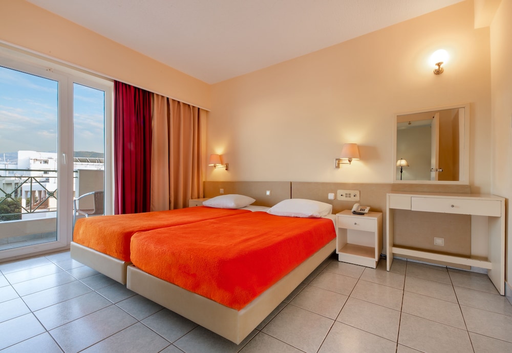Pavlos Hotel 15/51