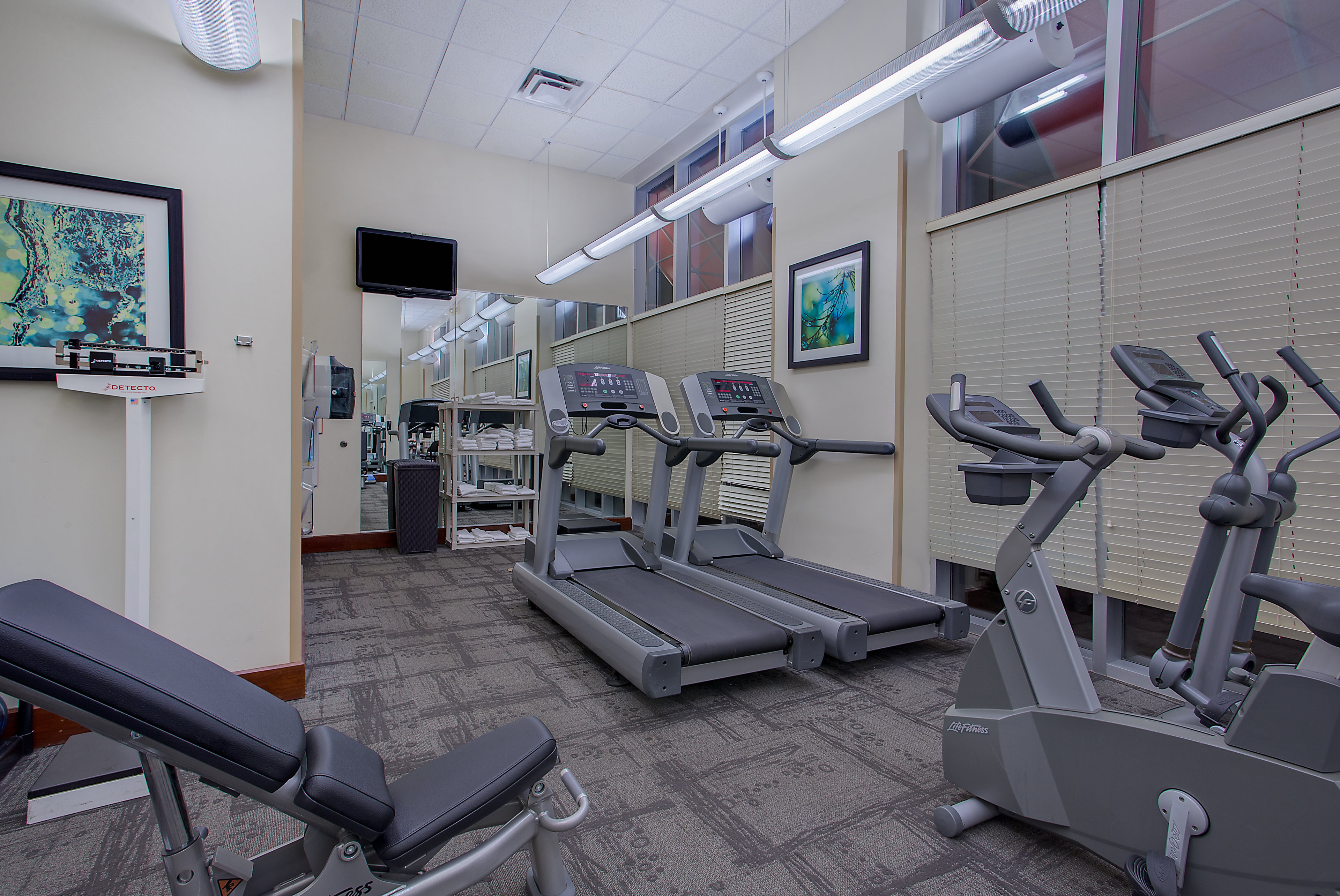 Staybridge Suites Chattanooga Downtown Convention Center 26/53