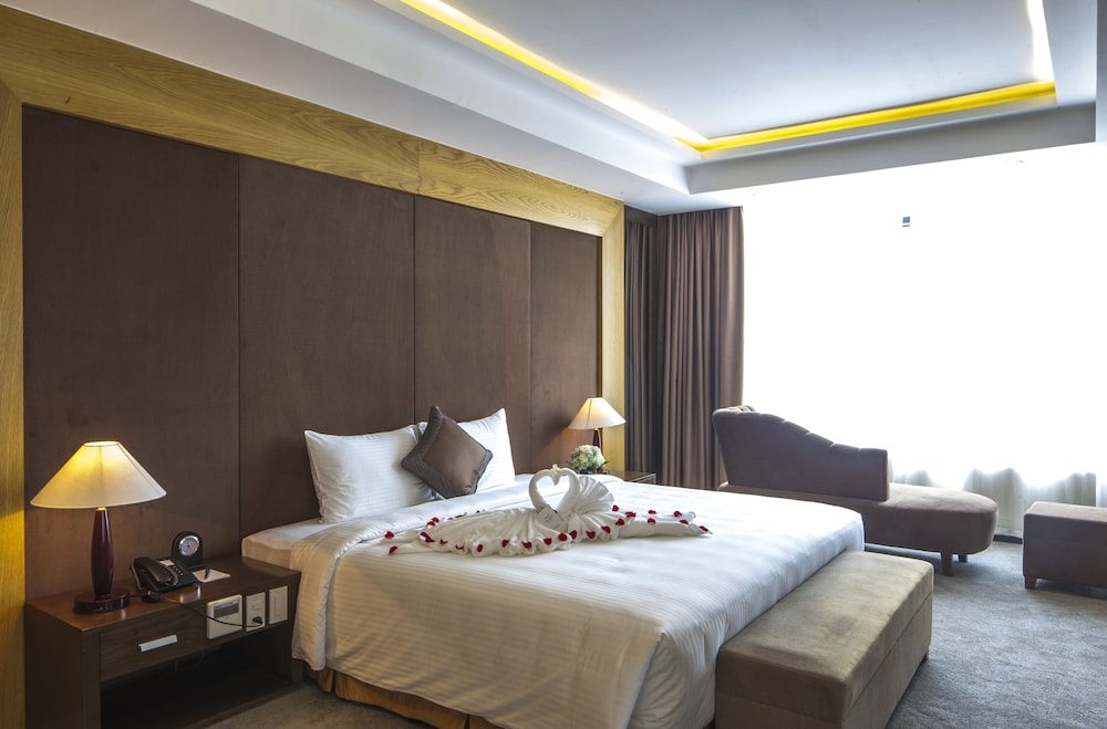Muong Thanh Luxury Nhat Le Hotel 14/62