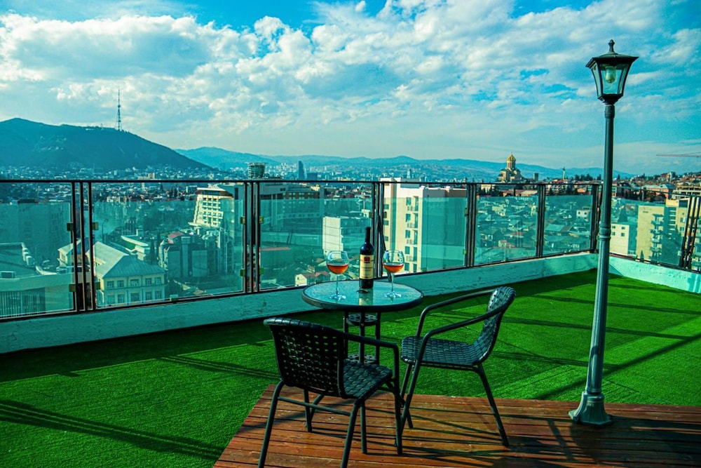 Hotel Grand View In Tbilisi 36/45