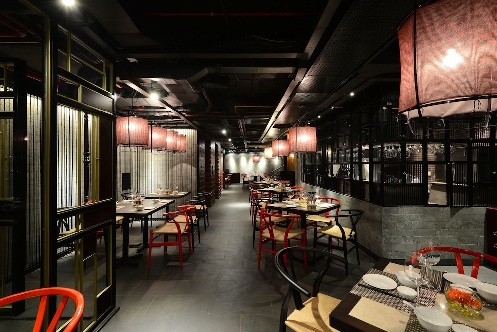 The Chi Boutique Hotel 51/66