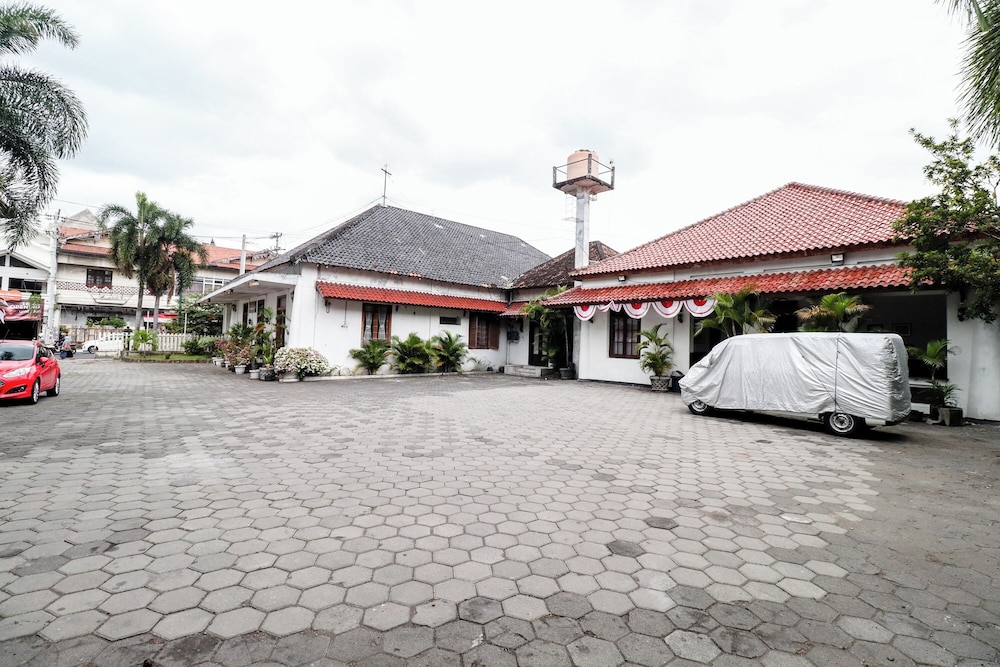 Hotel Limaran 66/77