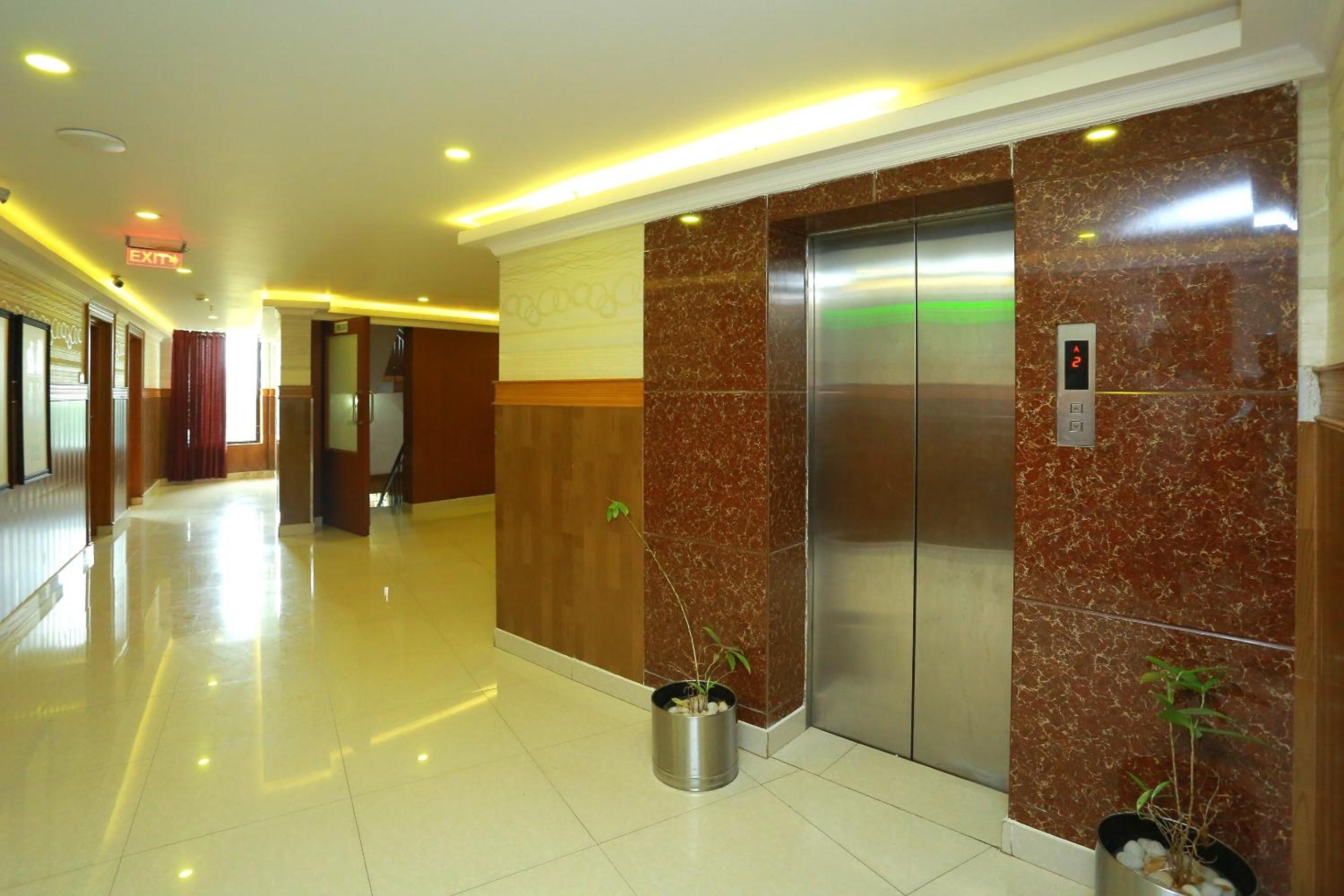 Capital O 14702 Kovilakam Residency 6/30