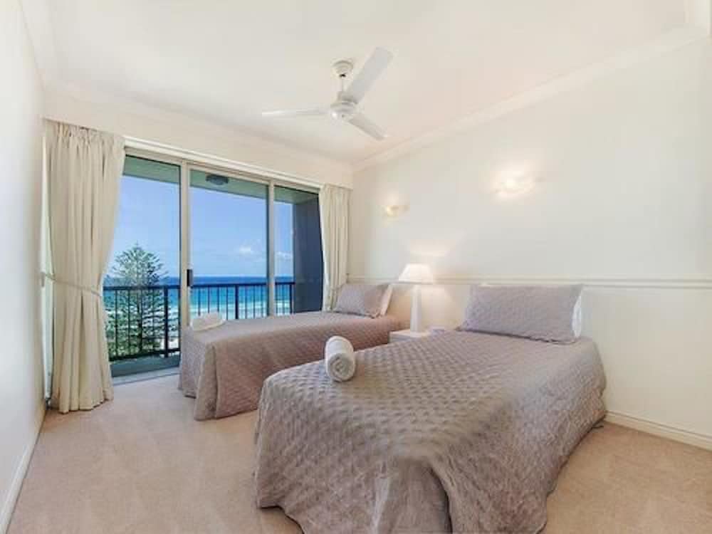 Oceana On Broadbeach 45/75