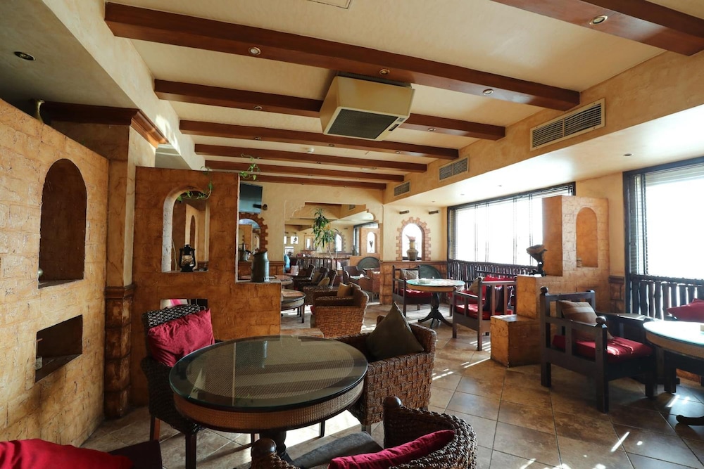 OYO 112 Semiramis Hotel 38/45