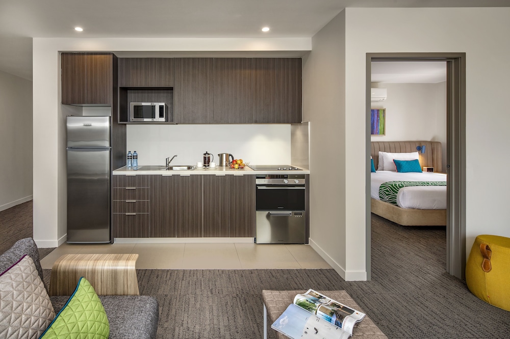Quest Dandenong Central 6/32