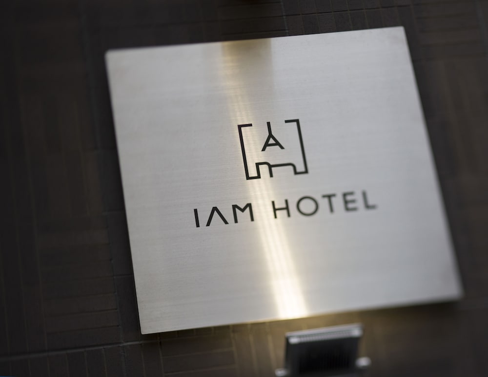 IAM HOTEL 26/48