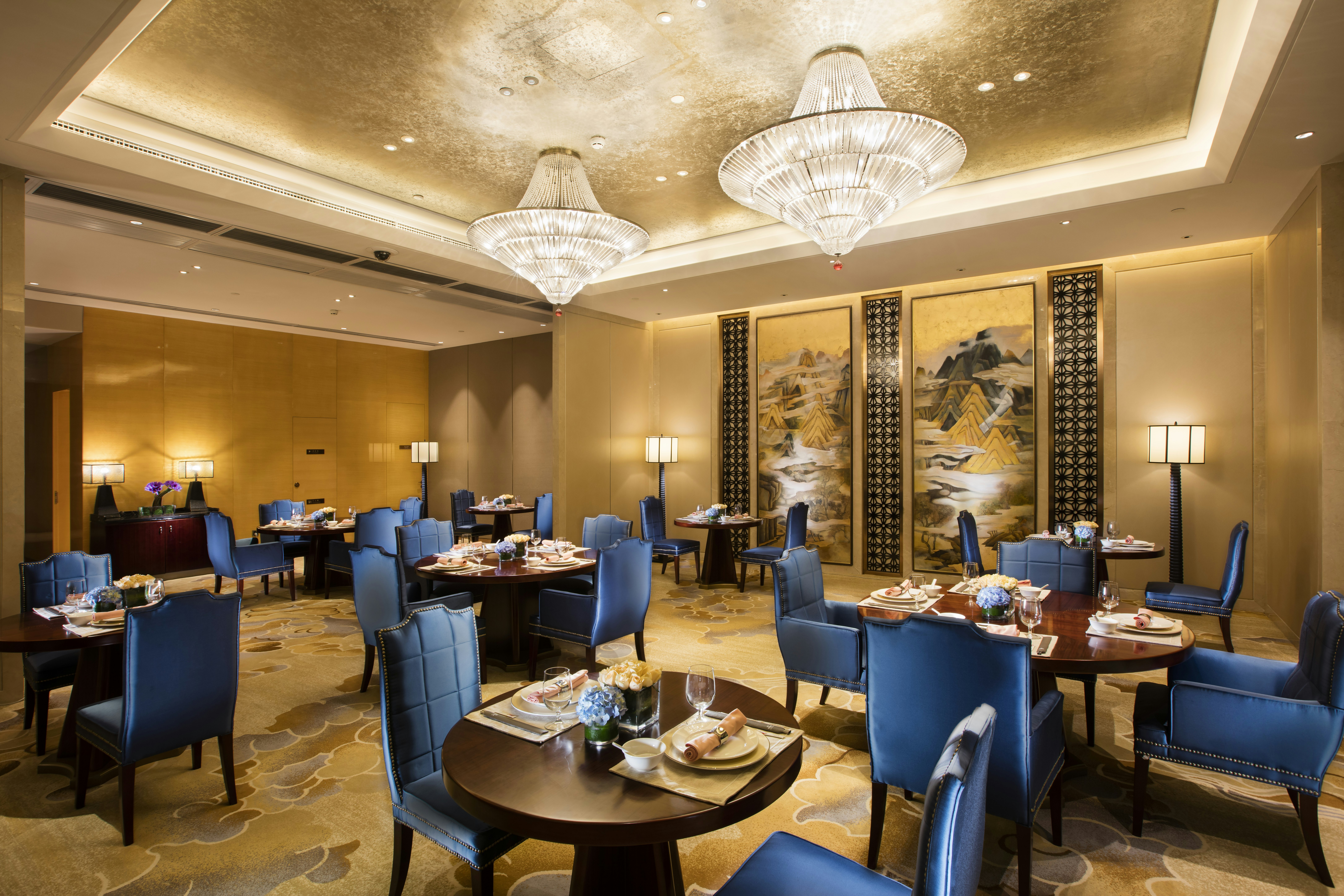 HILTON WUHAN RIVERSIDE 47/79