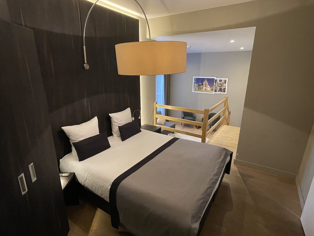 City, Suite, Double Bed