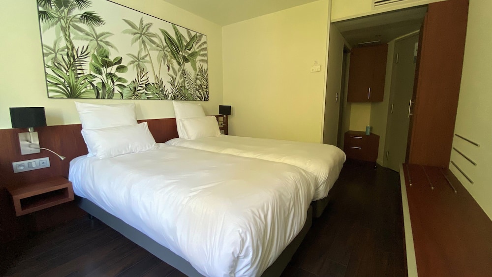 STANDARD, TWIN BEDS
