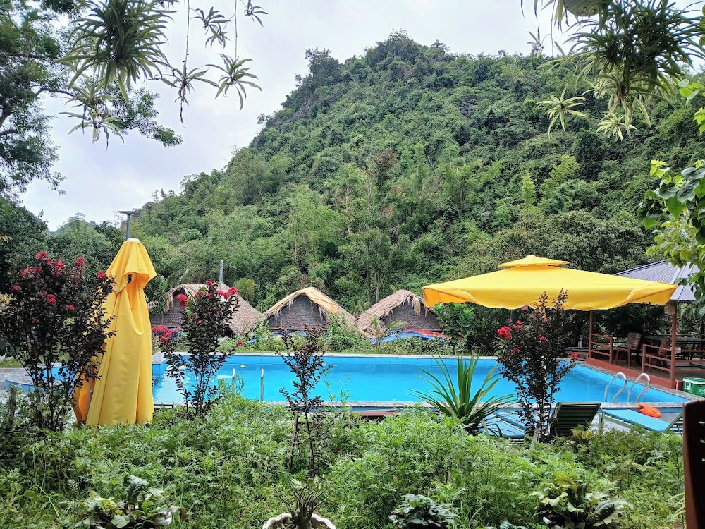 Catba Papillon Garden Bungalow & Resort 24/50