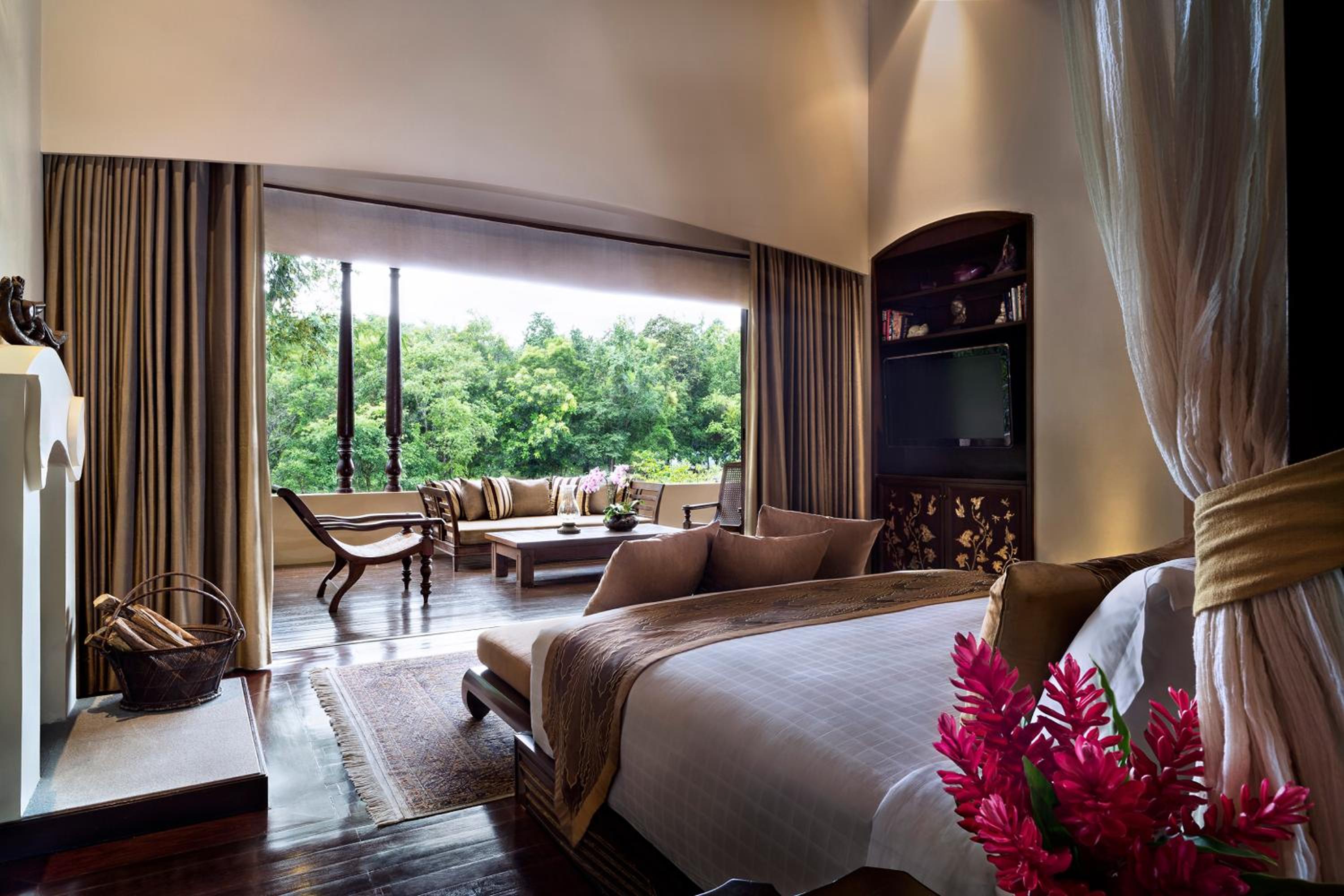 2 Bedrooms, Grand, Pool, Residence, Villa