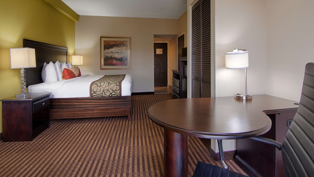 Best Western Plus Atlanta Airport-East 20/33
