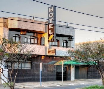 Carolina Plaza Hotel 1/44
